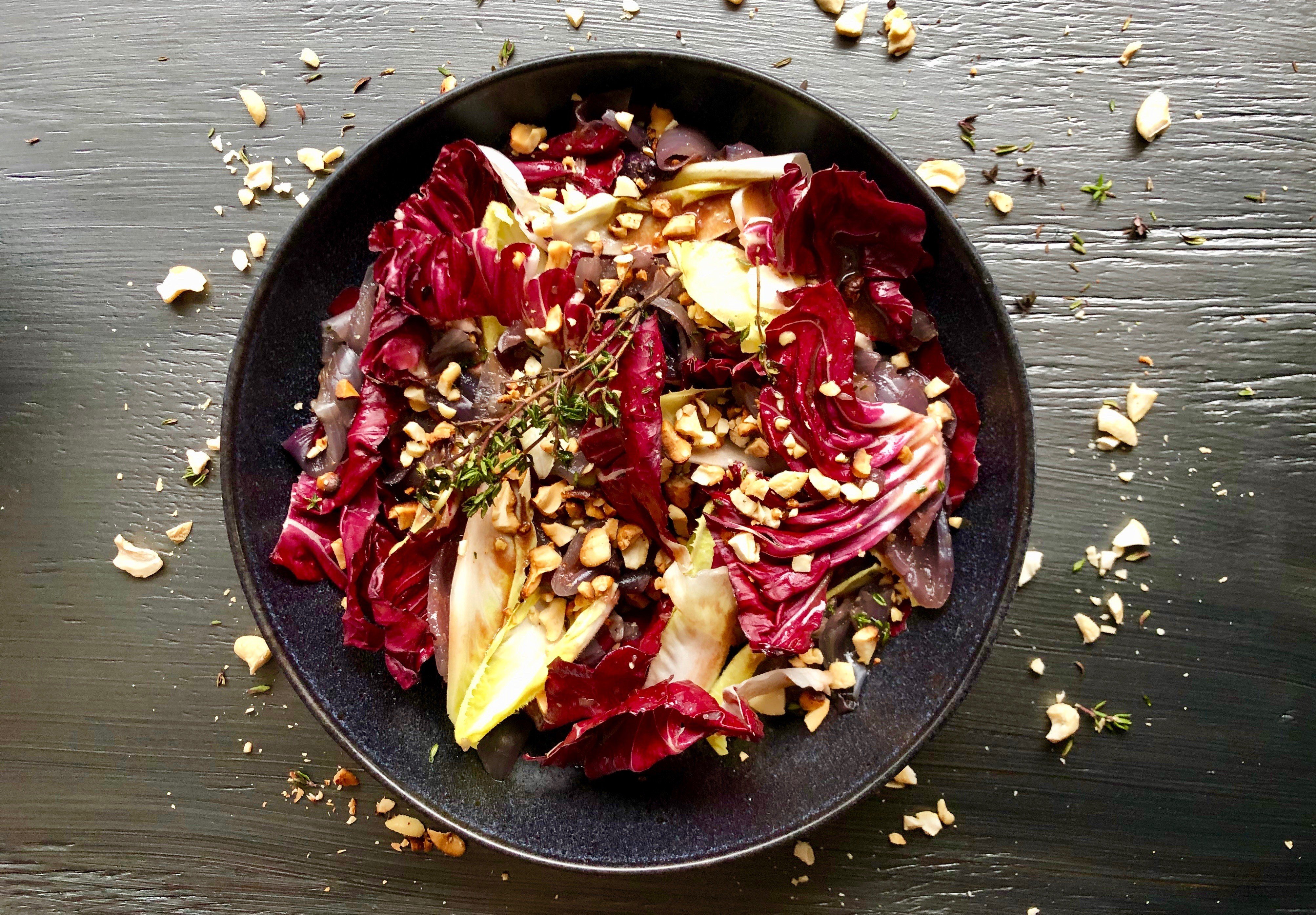 Kostlicher Salat Mit Chicoree Und Radicchio